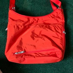 Bagallini travel bag